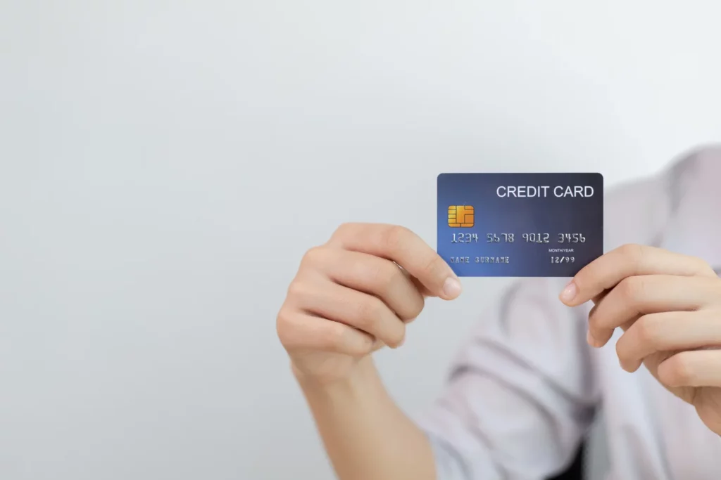 ¿Cómo funcionan las tarjetas de crédito?, un vistazo profundo al plástico financiero
